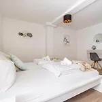 Apartment Noor - Dolce Flair In Center *