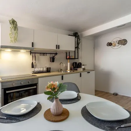 Noor - Dolce Flair In Center Apartman