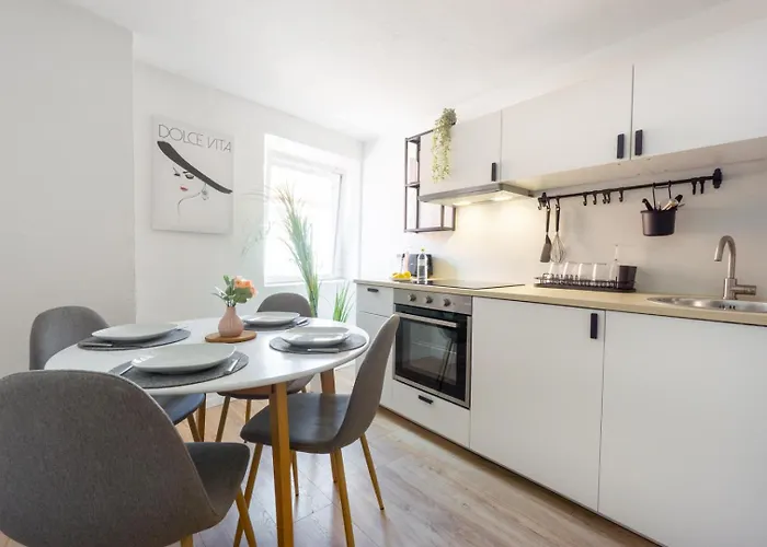 Noor - Dolce Flair In Center Διαμέρισμα *