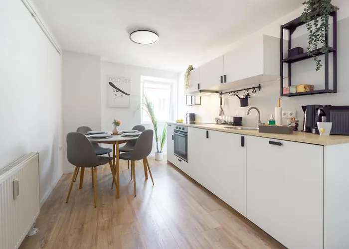 Noor - Dolce Flair In Center グラーツ