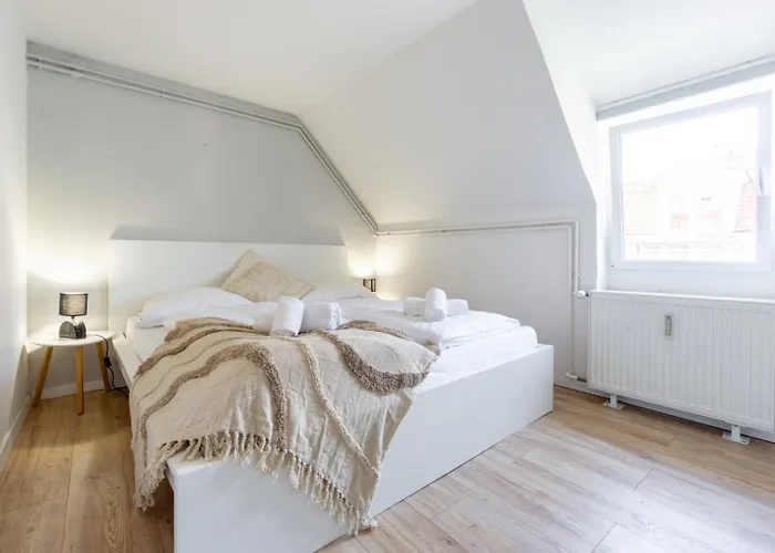 Noor - Dolce Flair In Center Γκρατς