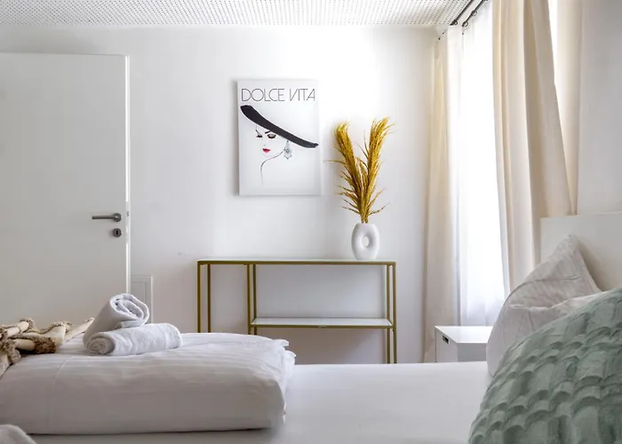 Noor - Dolce Flair In Center アパート